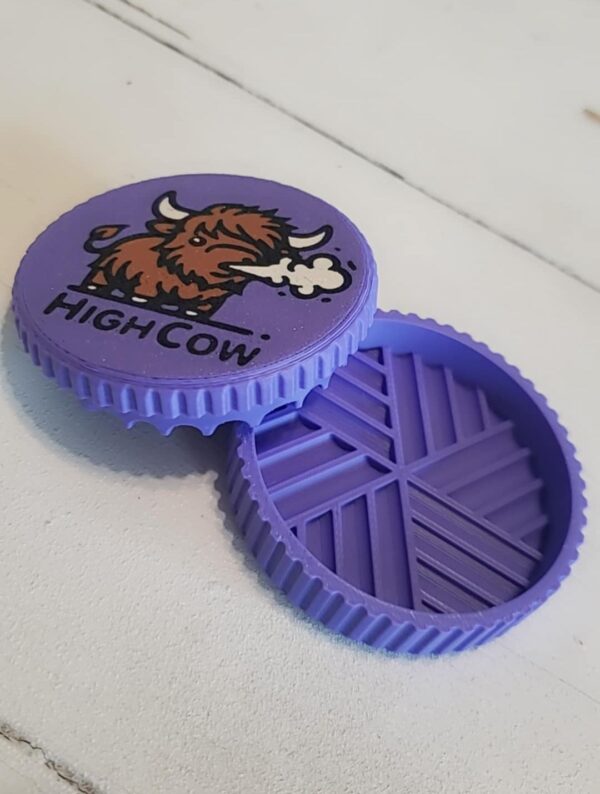 HighCow Highland Cow Herb Grinder